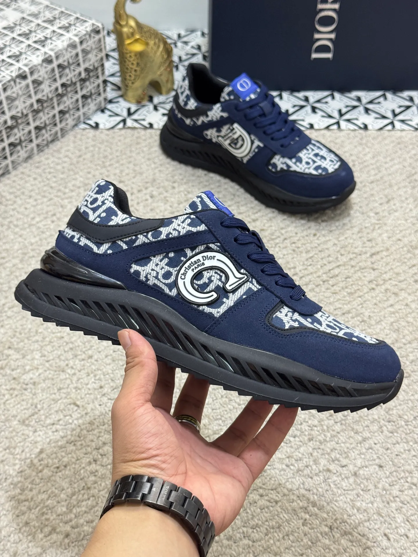 Men's men's shoes 💰440 [New model] 🐞🐞Top original - Dior 🆕 Low-top B02 casual sports shoes, carefully made of first-layer cowhide with canvas, comfortable and breathable ~ rubber soles, enhance style. Fashionable and versatile, it can complement any look. Featuring an exquisite design that is uniquely dynamic and modern, this shoe is part of Dior's legacy and embodies modern elegance. Size: 38-44 (45 customized